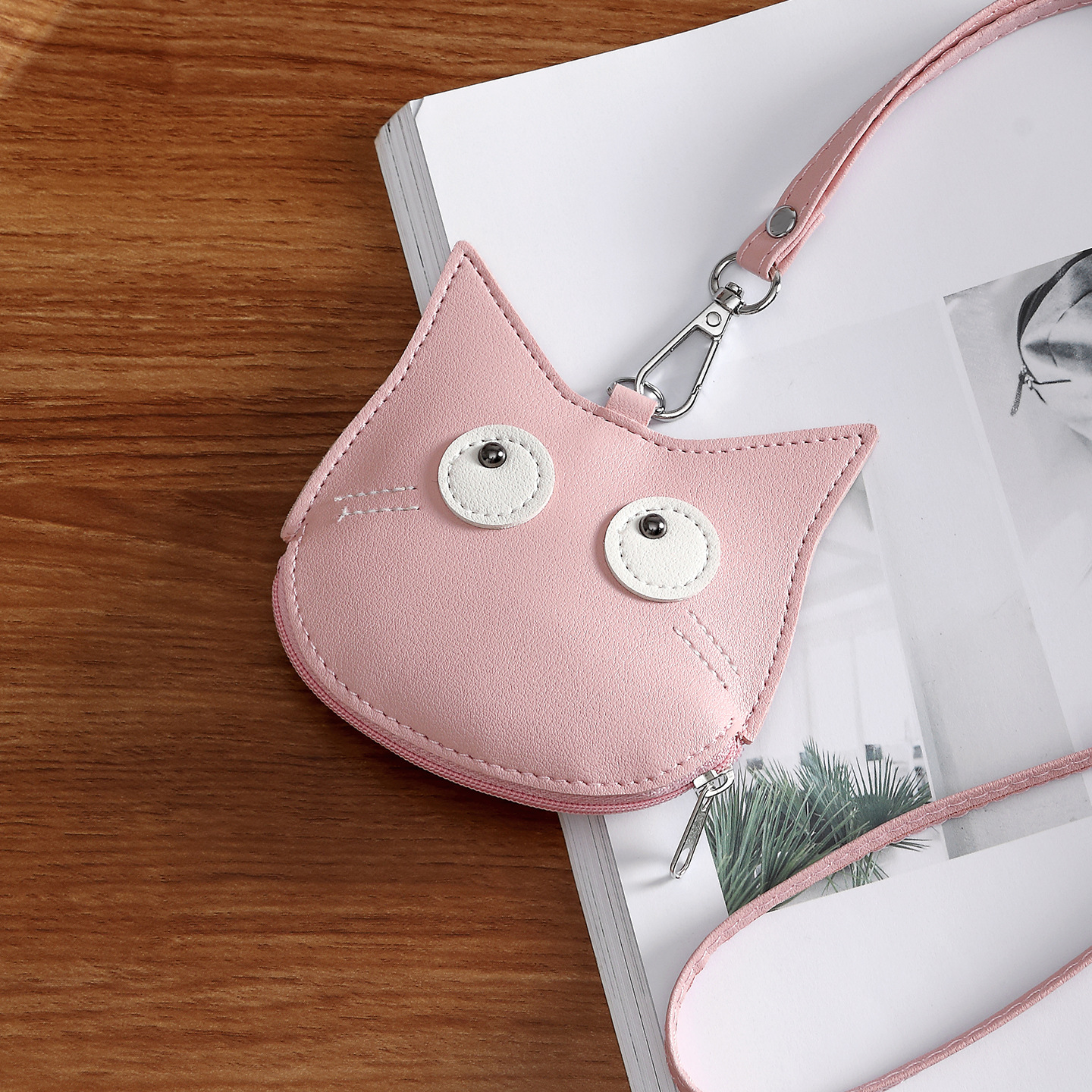 2024 nuevo estilo simple de cuero suave de cuello de mujer bolso de cambio de caricatura sensación de alto nivel mini bolso de tarjetas lindas bolsa de almacenamiento de moda