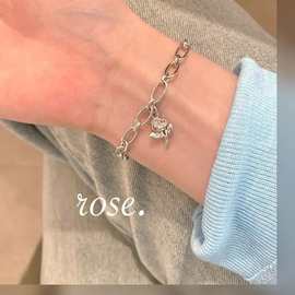 日韩风小清新玫瑰花手链ing风小众设计感新款手饰简约潮个性饰品