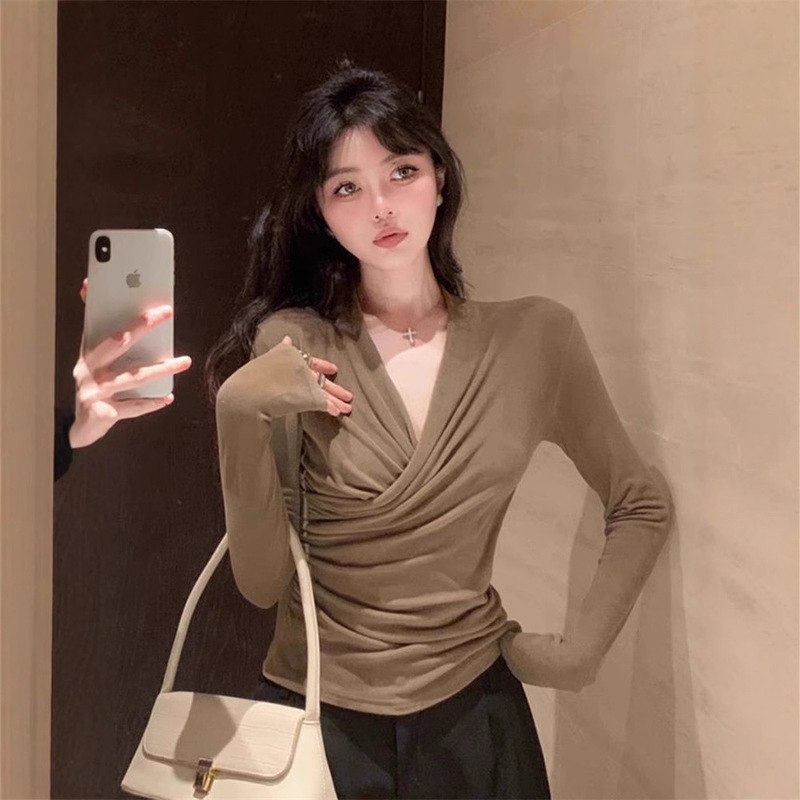 黑色打底衫女秋季高级感内搭修身长袖t恤法式掐腰v领交叉气质上衣|undefined