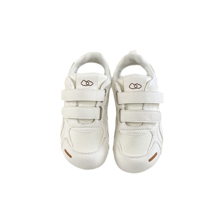 2026 primavera y otoño nuevos zapatos de skate deportivos cómodos zapatos de entrenamiento alemán dulce melocotón planeta velcro zapatos blancos pequeñas mujeres