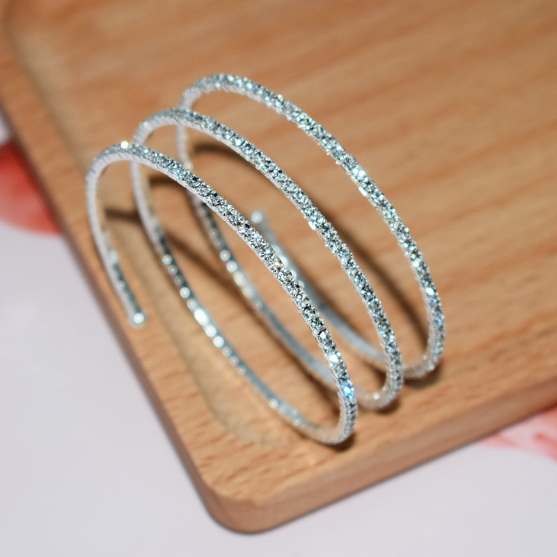 Belly dance bracelet Oriental dance watch performance accessories arm ring New rhinestone bracelet dance bracelet crystal bracelet Belly dance bracelet Oriental dance watch performance accessories arm ring New rhinestone bracelet dance bracelet crystal bracelet