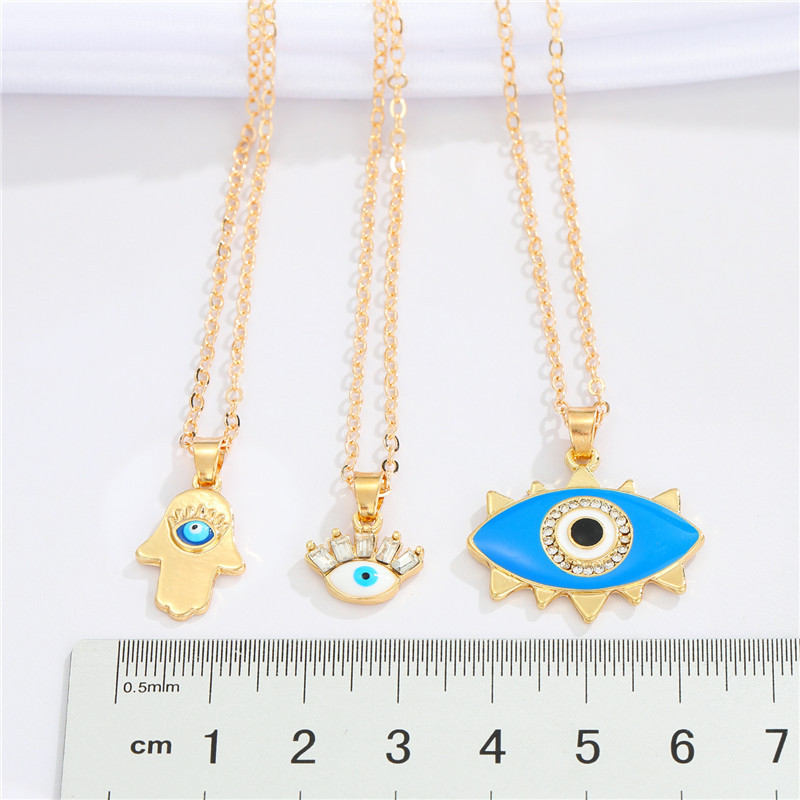 Wholesale Jewelry Fashion Eye Alloy Pendant Necklace display picture 1