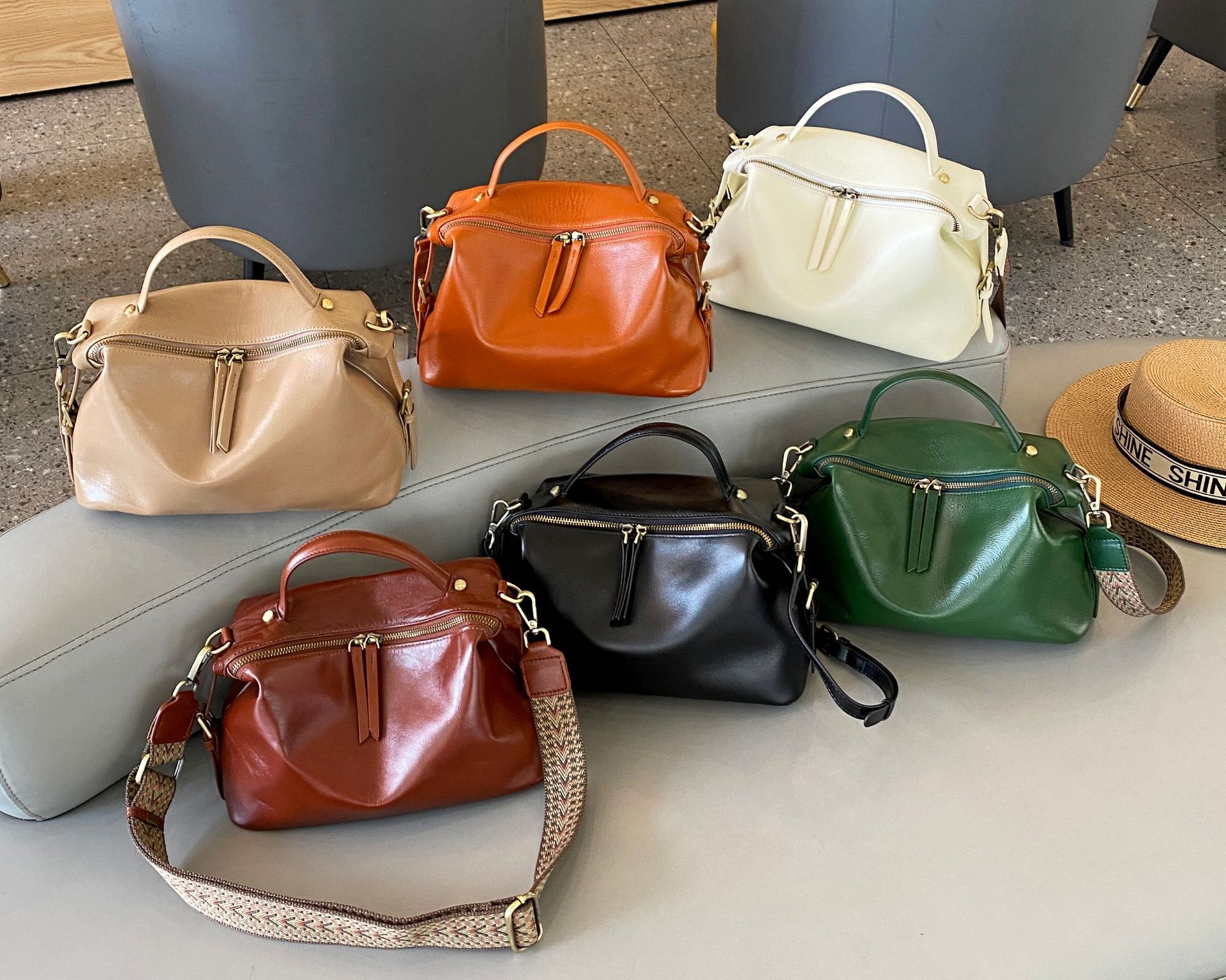 Plant tanned top layer cowhide, niche and versatile single shoulder crossbody minimalist women's zippered dumpling bag,_voghion.com