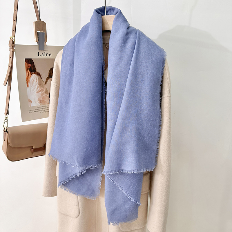 Artístico simple toallas de gaze exterior protector solar elegante chal coreano damas de color sólido cuadrado corto bordado bufandas temperament