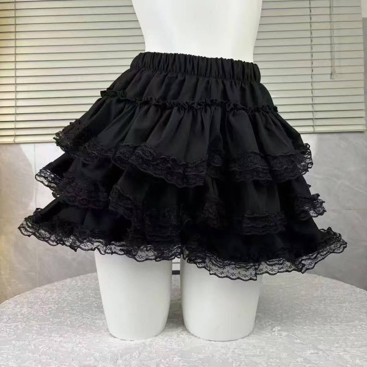 Lace High-Waist Puffy Mini Skirt, Black One Size, French Sweet Style — detail image 1