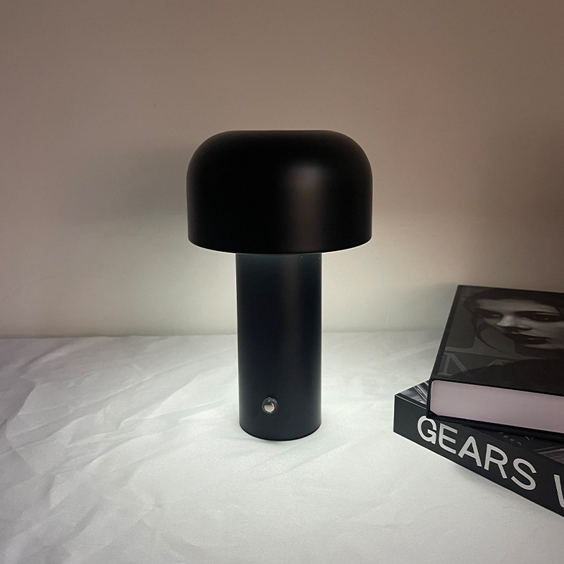 黑色金属蘑菇灯