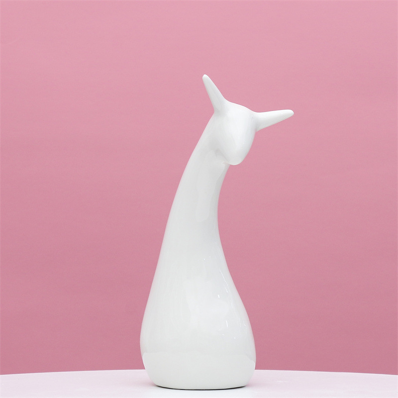 Nordic artesanía de cerámica decoración del hogar decoración creativa TV gabinete ciervos regalo al por mayor Comercio exterior Exportación