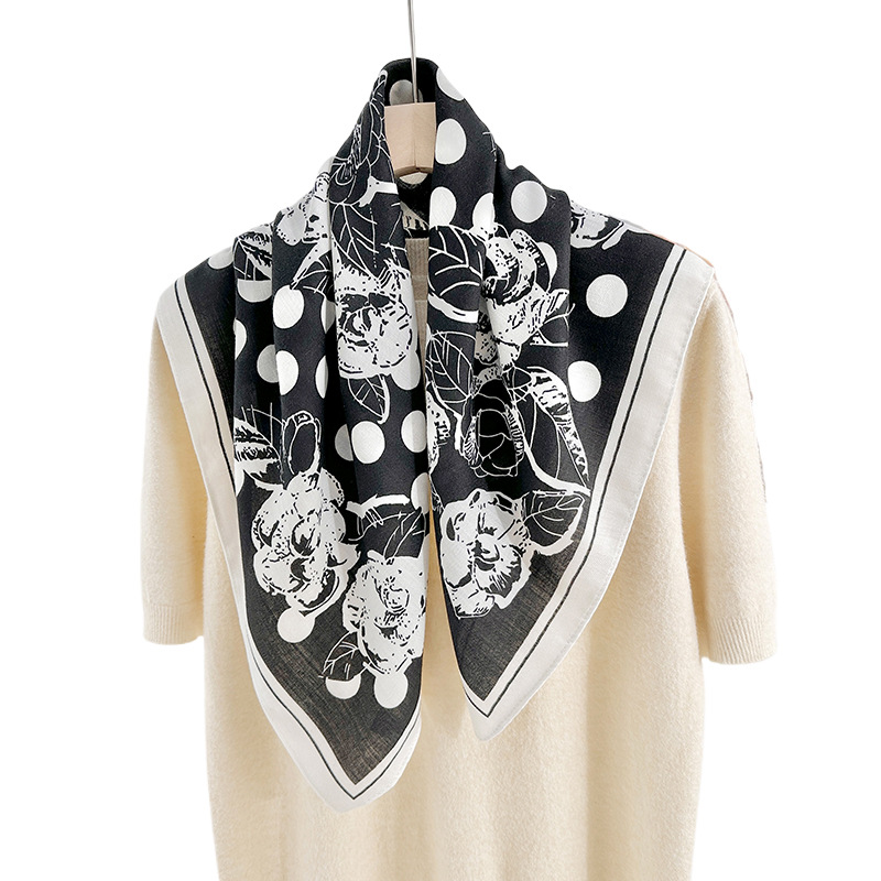 Diseño de impresión retro temperamento de moda toallas cuadradas herringbone de alta calidad estilo exterior elegante toallas de seda decorativas