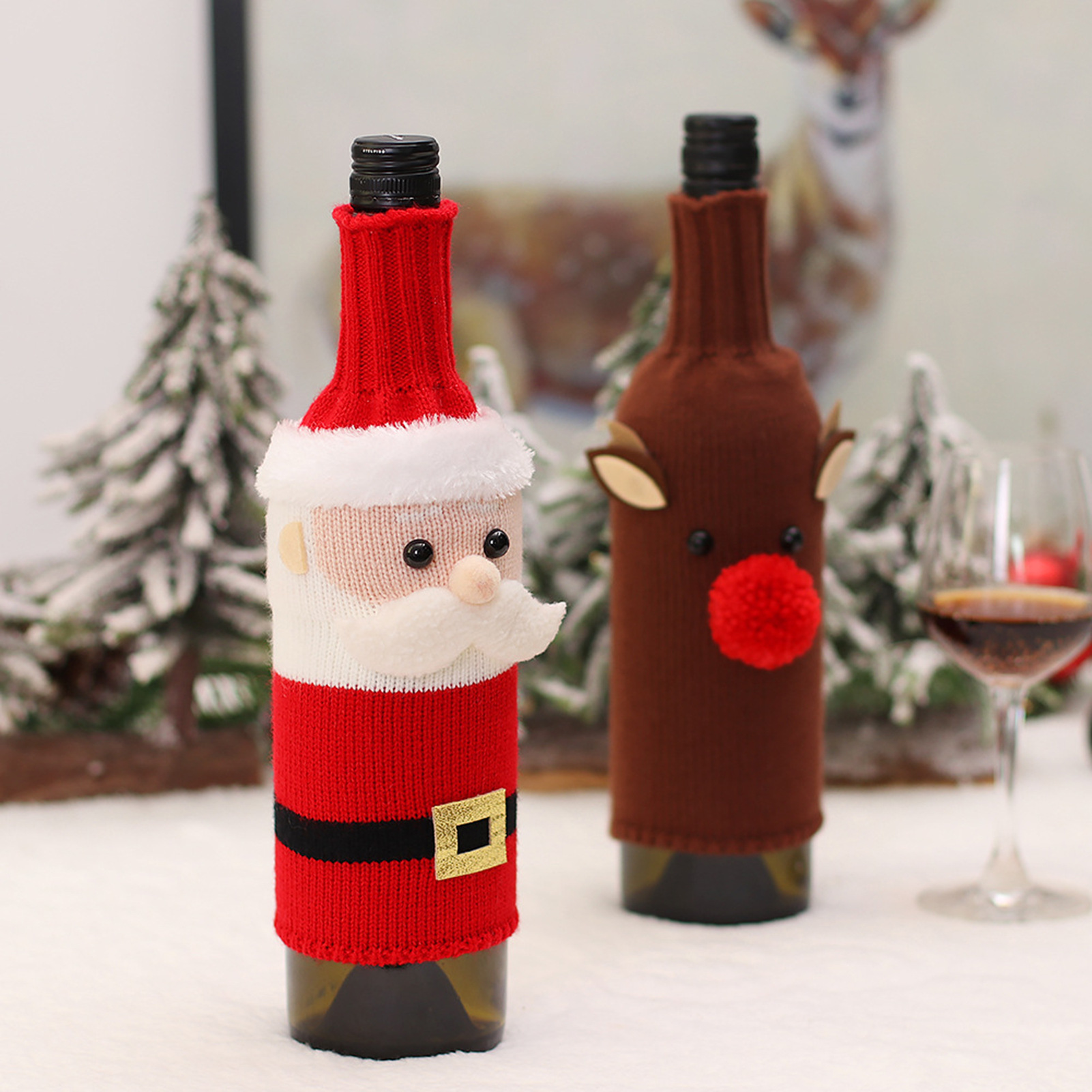 Cruzar la frontera nueva botella de vino de Navidad cubierta de punto cinturón de tela anciano muñeca cubierta de champán bar Mesa atmósfera Decoración