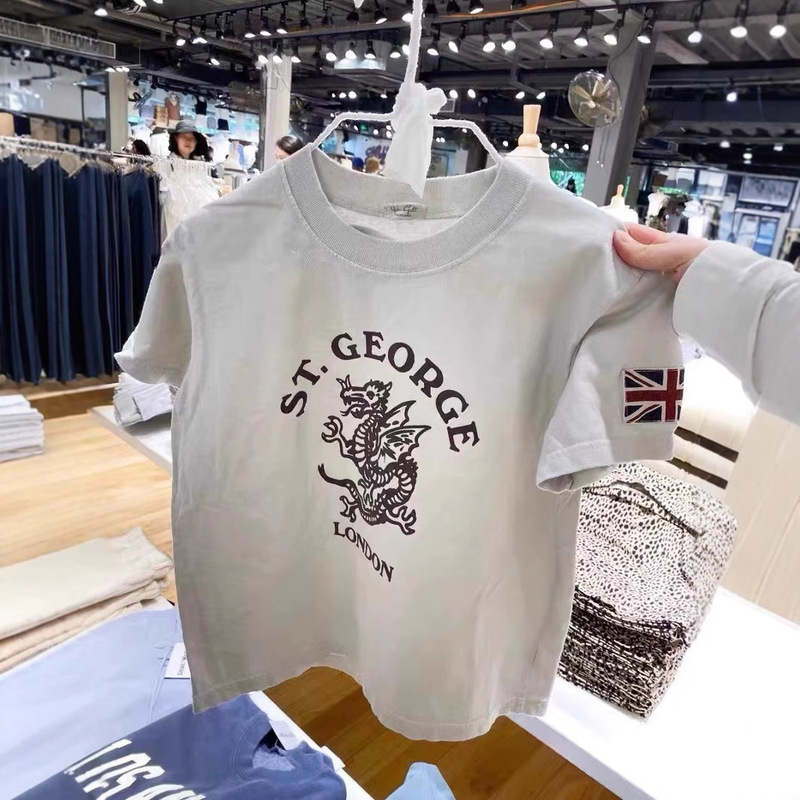 BM style American retro new ST.GEORGE dragon pattern short sleeve T-shirt bm hot girl high waist old short top BM style American retro new ST.GEORGE dragon pattern short sleeve T-shirt bm hot girl high waist old short top