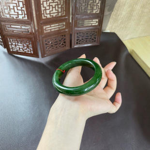 Jin Yu Tang Xinjiang exquisite Hetian jade jasper bracelet bright color foundation good to use the oily feeling
