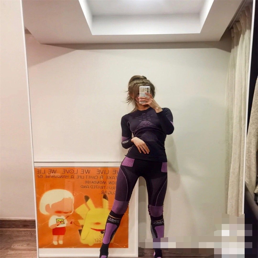 X新4.0集はスポーツスキー運動の保温を強化して汗を流します。