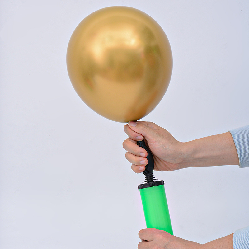 Bombeo manual inflable de globo al por mayor Mini suministros portátiles de decoración de festivales de bodas Ventas directas de fábrica