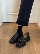 ţƤ~��ט���ЬŮӢ���L��Ƥ�߸�Ь��һ�_�Ŵָ���Ь�͹�СƤЬ