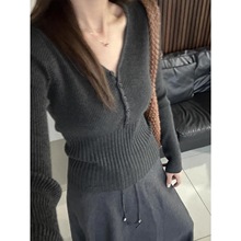 韩国单！2025秋冬新款高级感v领排扣设计显瘦内搭打底针织衫女