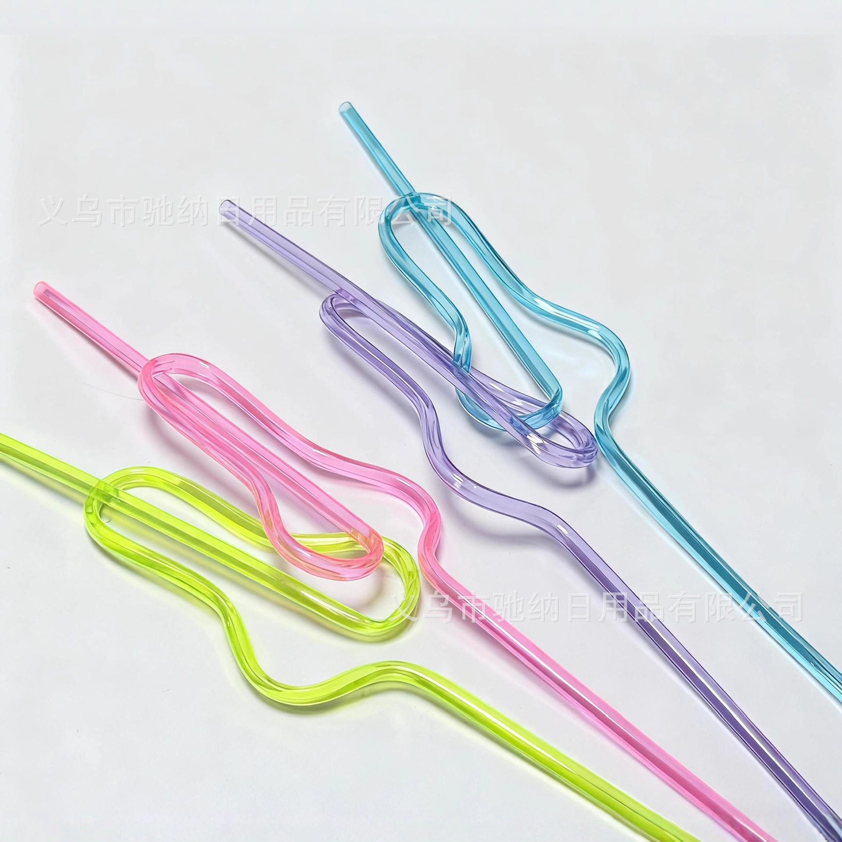 Casas transfronterizas de campana de diseño creativo fiesta fábrica de paja venta directa PET reutilizable diseño paja