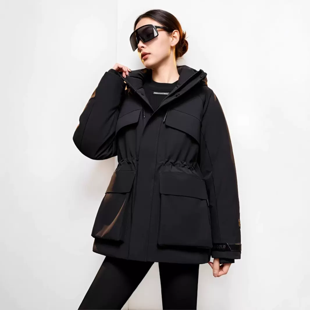 白鹅绒羽绒服女2024年冬季新款女士连帽黑金版大牌设计中长款