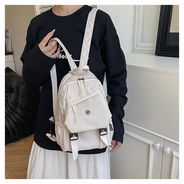 Large-capacity backpack 2025 new style casual Korean-style schoolbag, niche women's travel bag, class commuting bag undefined