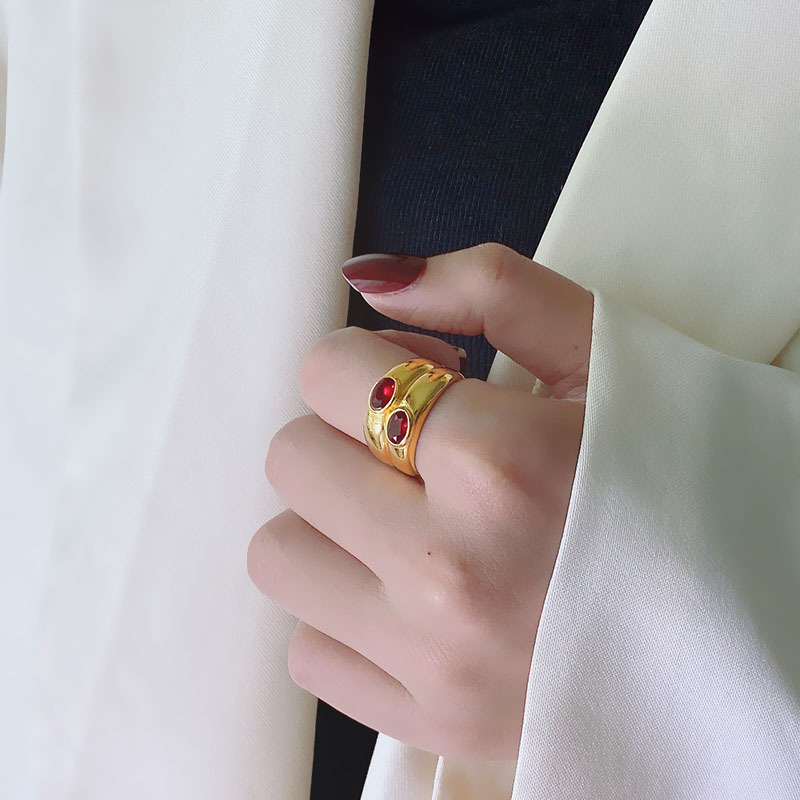 Festival Occasion 304 Stainless Steel Material Vacuum Plating PVD Coated Real Gold Plated 18K Gold Oval 304 Stainless Steel Vintage Style Waterproof Non Tarnish Rings