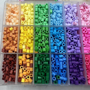 Factory wholesale 5MM children's DIY puzzle color environmental protection plastic bean stamping beads cutting beads kindergarten educational toys