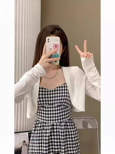 Women's new ice silk knitted shawl net red short waistcoat long-sleeved sunscreen air-conditioning shirt