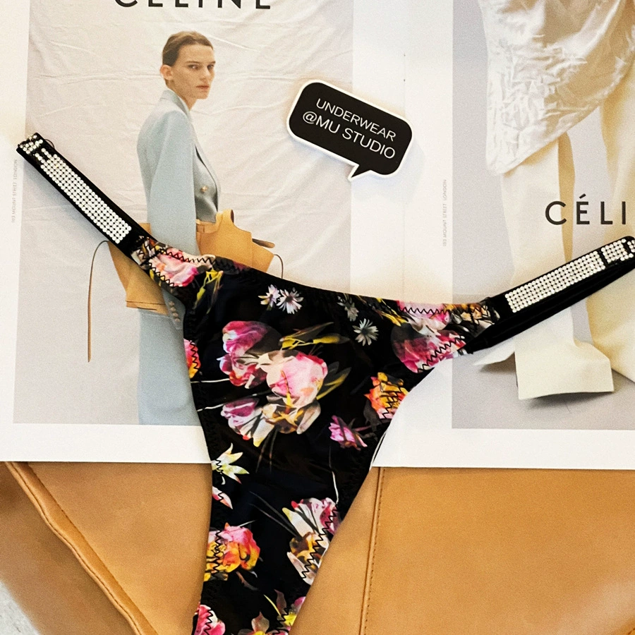 Quick‑dry silk‑feel sports trousers, zebra print and multi patterns, mid‑low waist, sizes M/L