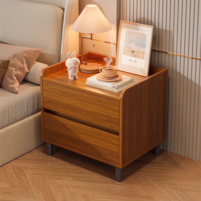 Mesa de cabecera italiana simple y lujosa moderna y alta sensación de estante de almacenamiento simple y de gran capacidad gabinete de almacenamiento de dormitorio