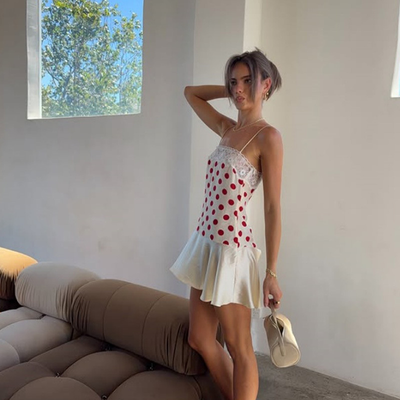 Women's Clothing Women's Fresh Sweet Lace Trimmed Off-Shoulder Polka Dot Suspender Dress Summer Fashionable Short Skirt_ecoleips.com