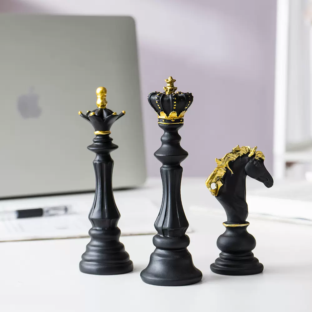 跨境小号国际象棋摆件创意棋具国王战马王后摆设装饰品树脂工艺品