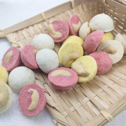 Dried Mango Cashew Nuts Manufacturer Wholesale Net Weight Full Box Dried Fruit Cashew Dried Strawberry Cashew Nuts
