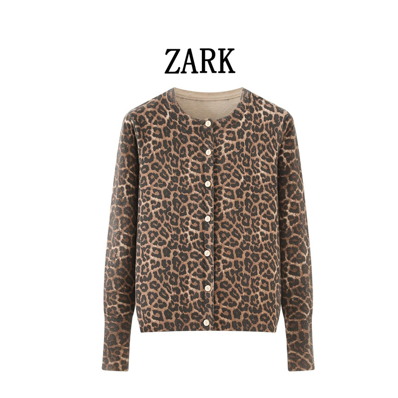 Source Manufacturer, Foreign Trade Wholesale, Self-Made European and American Style Women's Clothing, Animal Print Long-Sleeve Leopard Print Knitted Cardigan Source Manufacturer, Foreign Trade Wholesale, Self-Made European and American Style Women's Clothing, Animal Print Long-Sleeve Leopard Print Knitted Cardigan