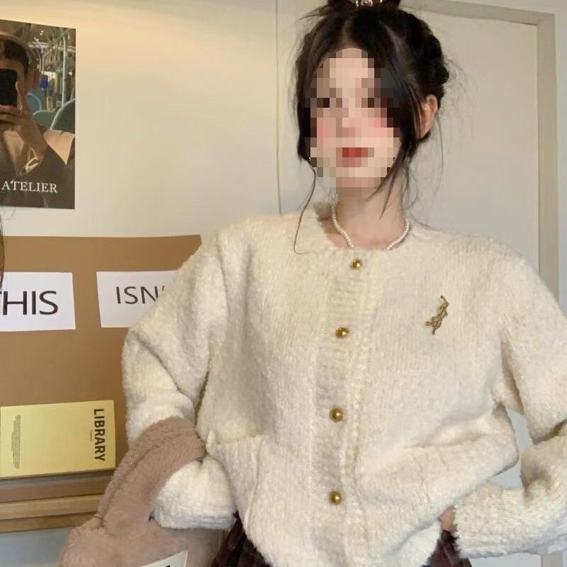 Soft and fluffy autumn and winter sweater coat for women, round neck knitted cardigan, niche loose fit, slimming effect, other styles Soft and fluffy autumn and winter sweater coat for women, round neck knitted cardigan, niche loose fit, slimming effect, other styles