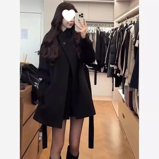 Light Cloth-Toned Winter Clothing, One-Button A-Line Large Hem Straps, Waist Slimming Look, Mid-Length Woolen Outwear for Women