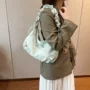 单肩大容量气质通勤女包