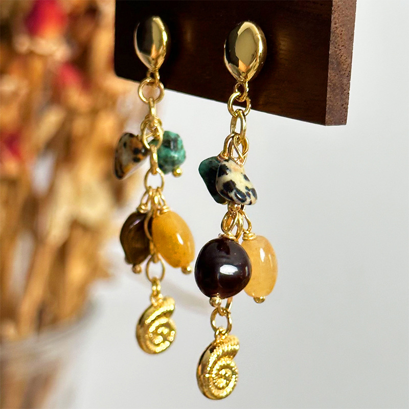 Natural Stone Earrings With Conch Shell Design For Beach Holidays_voghion.com