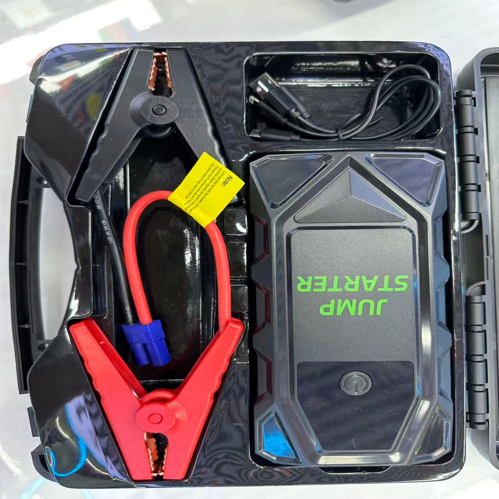 12V Portable Wireless Car Air Compressor Emergency Starter All-in-One Power Supply Car Jump Starter Power Bank