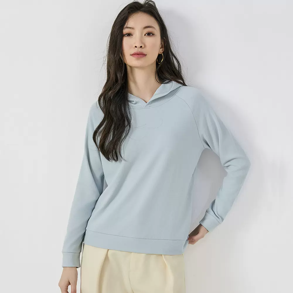 优可丝科耐丽连帽卫衣女白色套头外套女内搭秋冬宽松百搭针织衫女