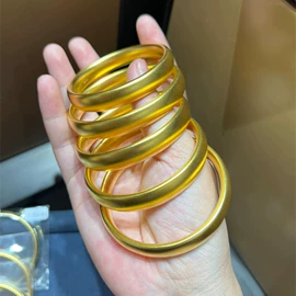 手镯;手链;戒指