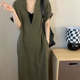 休闲裤;连衣裙;时尚休闲套装