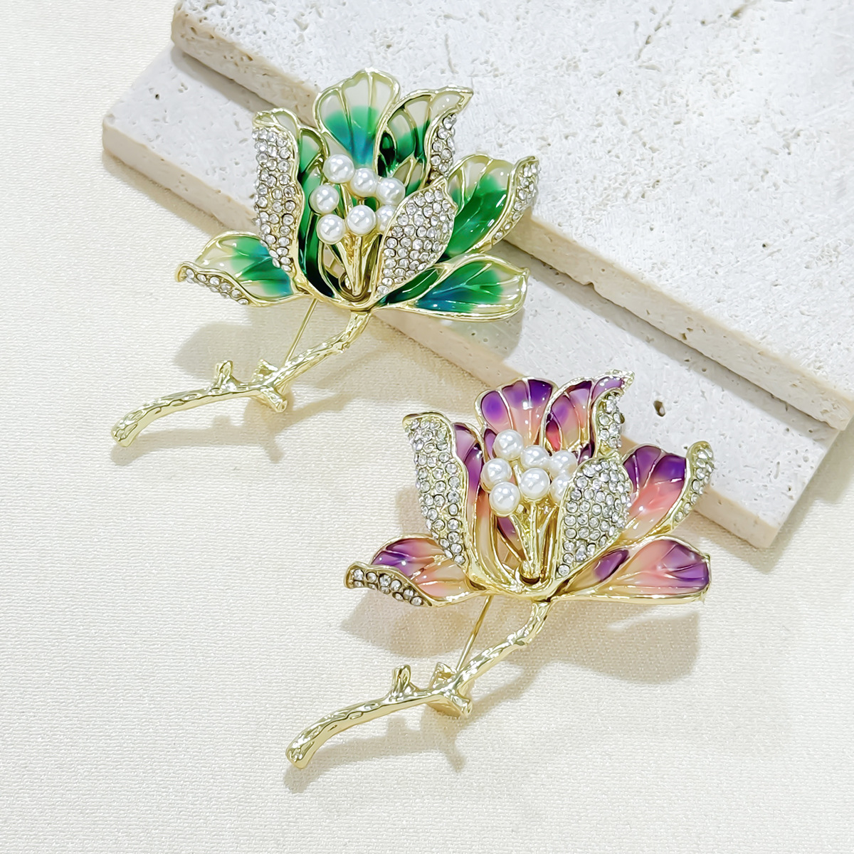 Enamel Begonia Flower Brooch Light Luxury High-end Niche Corsage Anti-light Pin Clothing Accessories Women's Accessories
