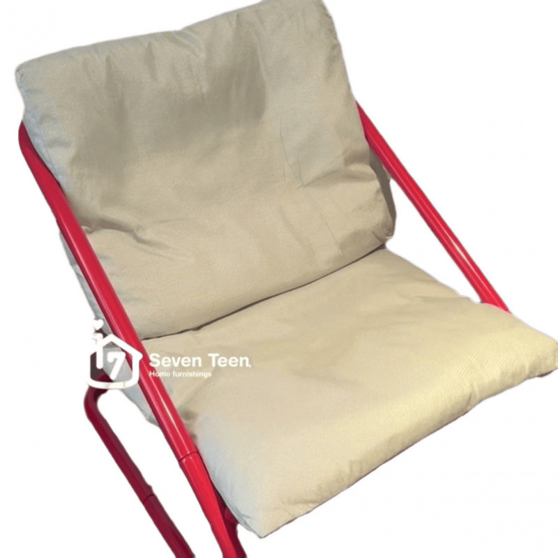 Balcón de la sala de estar del dormitorio con reposabrazos suaves, sofá de ocio para adultos, asiento y descanso, alegre mecedor.