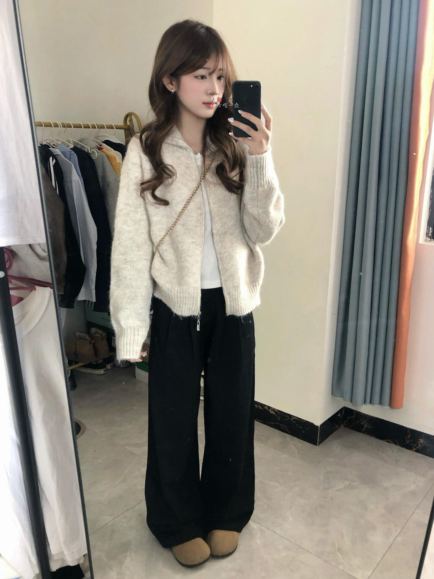 Autumn knitted short cardigan