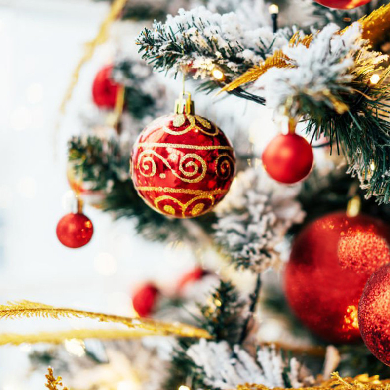 Árbol de Navidad transfronterizo 8cm bola de decoración de forma extraña bola 16 caja de regalos set colgante bola de colores props de decoración de Navidad