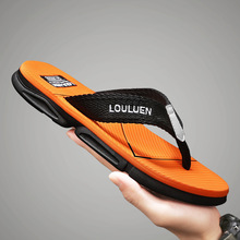 �������Л���Ь��ʿ�A�_ɳ��Ь���e�ļ������������ԕr�����⴩