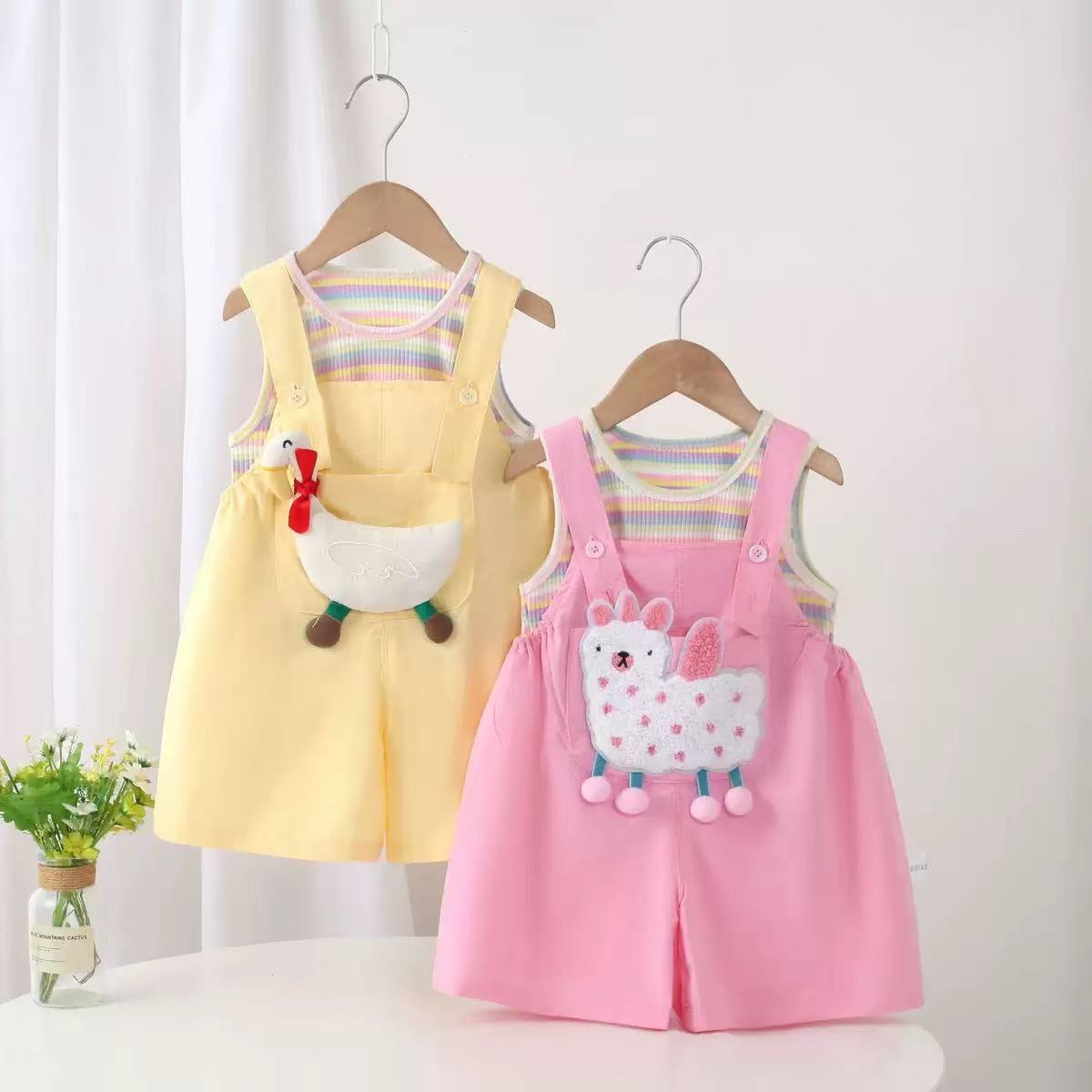 Children's Male and Female Baby Sleeveless T-Shirt Set Summer New Infant Stereo Cartoon Suspender Shorts Two-Piece Set