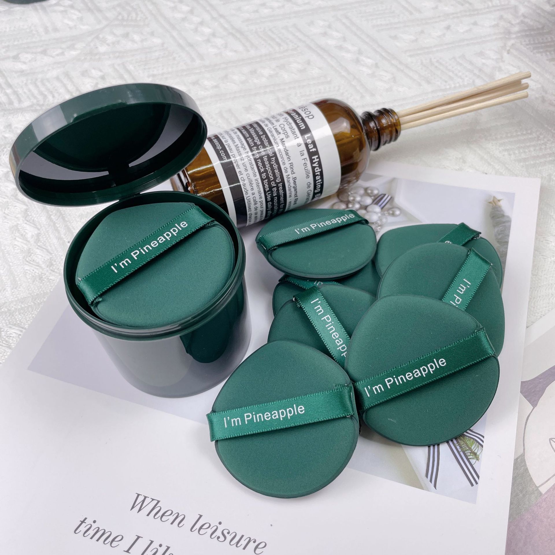 Air cushion powder puff, dry and wet dual-purpose, super soft, non-powdering beauty, egg sponge setting powder, loose powder, makeup foundation liquid Application Scenario