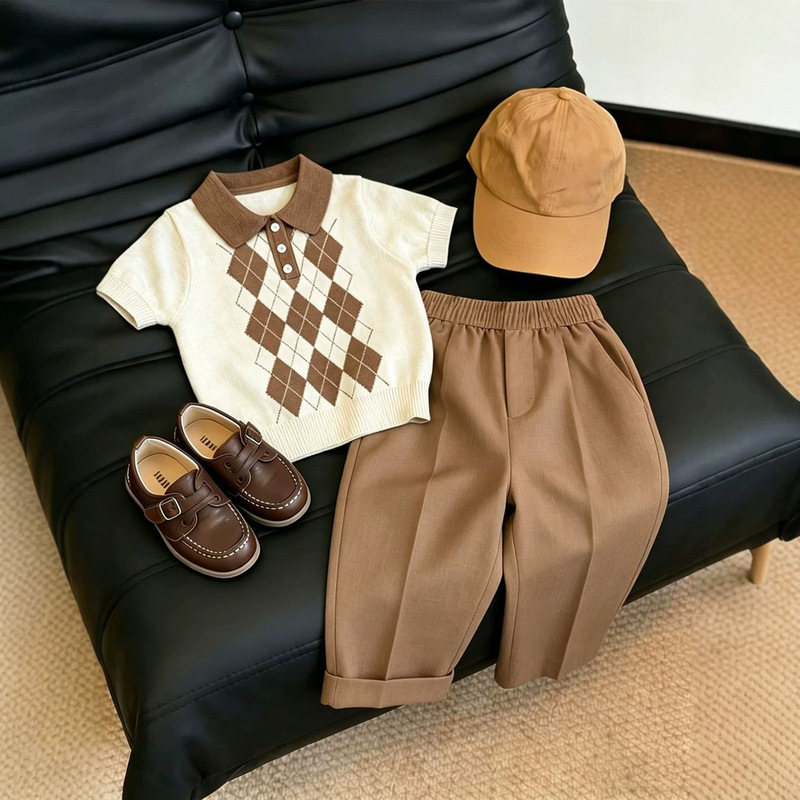 Korean Style Boys' 2026 Summer New Retro Color-Blocked Diamond-Patterned Polo Collar Knitwear Children's Casual Suit Pants Korean Style Boys' 2026 Summer New Retro Color-Blocked Diamond-Patterned Polo Collar Knitwear Children's Casual Suit Pants