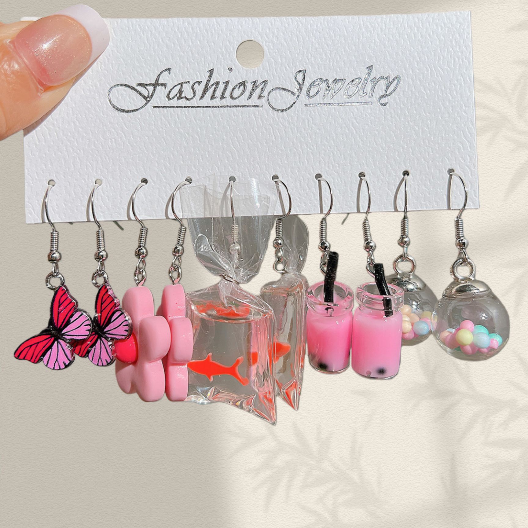 Europa y los EE.UU. dibujos animados transfronterizos animales osos lindos creativos simulación de alimentos aretes de resina de té de leche por mayor