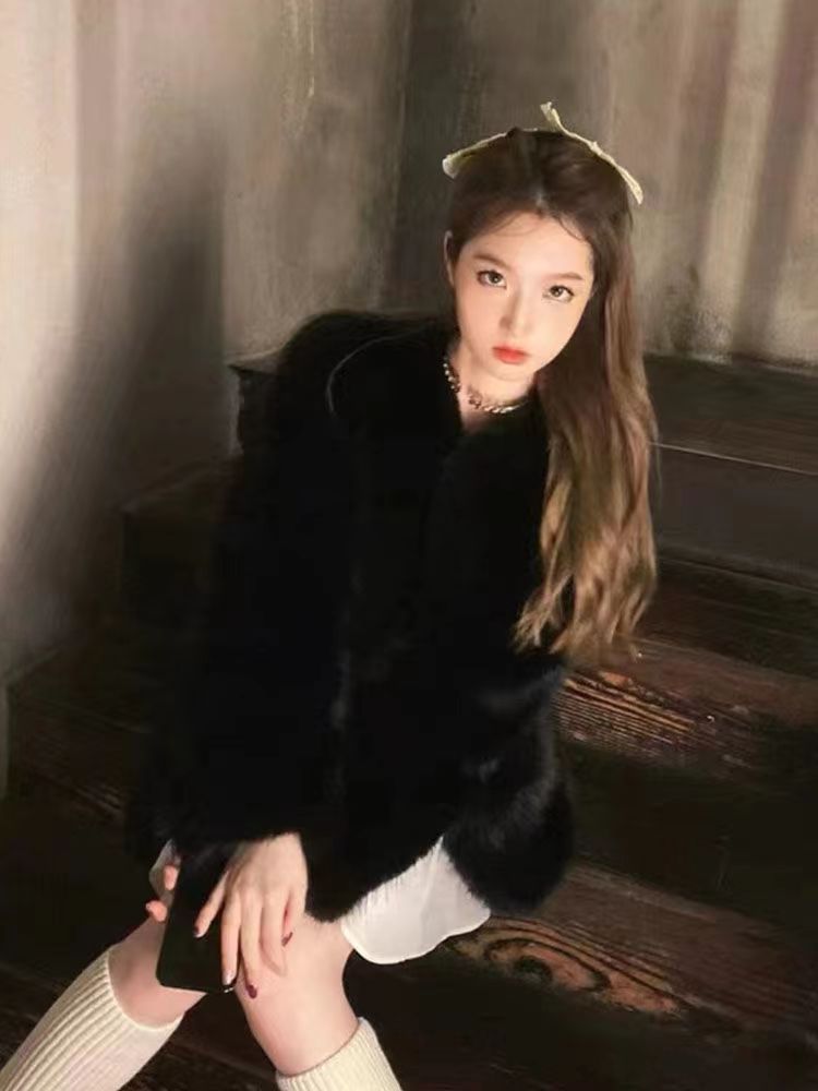 Damenbekleidung Fuchs Damen mittellanger und langer modischer Pelzmantel mit V-Ausschnitt_voghion.com