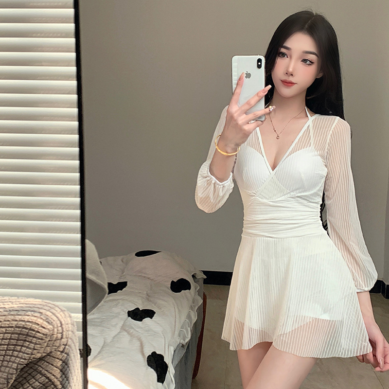 Traje de baño para mujer 2025 verano Internet celebridad nuevo estilo de falda de una sola pieza que cubre la carne y adelgaza con encaje de manga larga traje de baño de vacaciones push-up de pecho pequeño